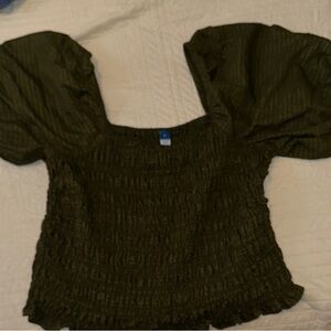 Elegant Green Puff Sleeve Top
